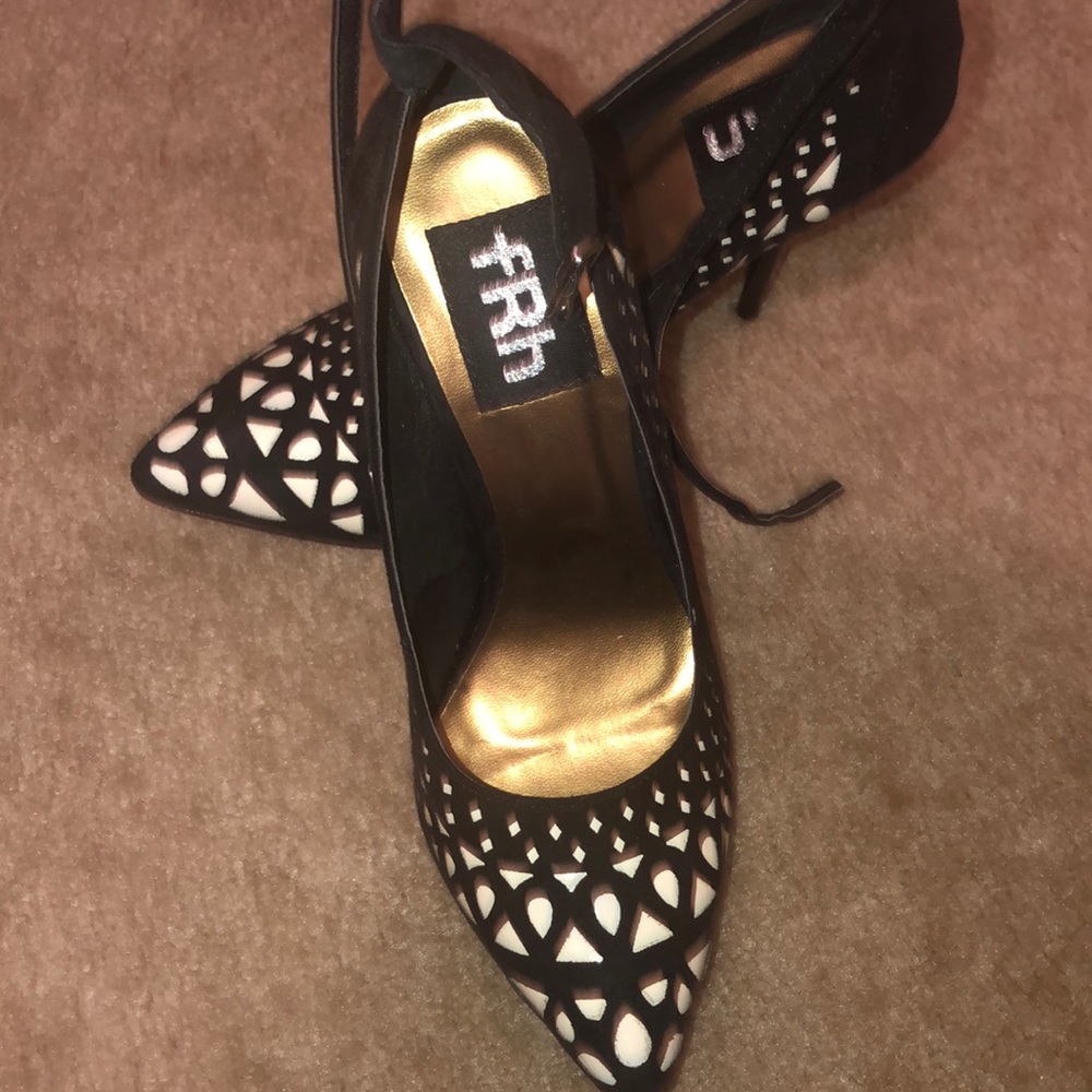 Black an White elegant heels